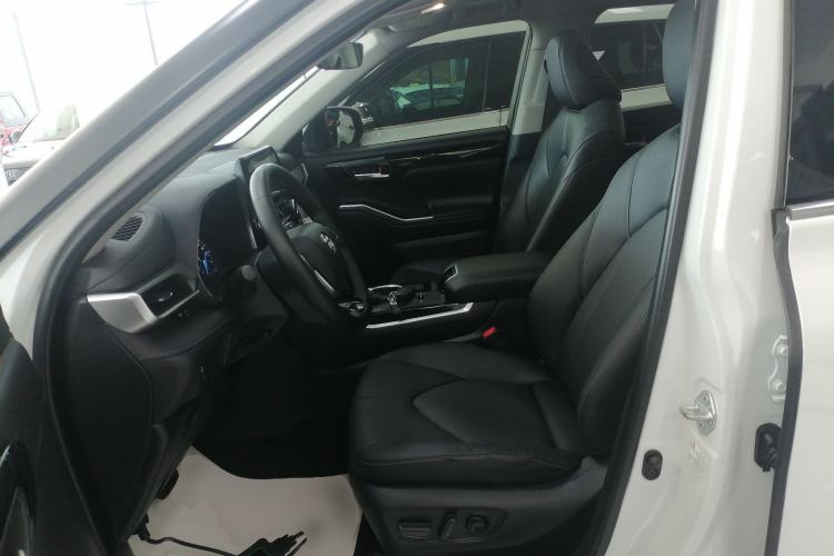 Used Toyota Highlander 2023 2.5L Smart Electric Hybrid Dual-Motor All-Wheel-Drive Luxury 7-Seater Left Front Seat