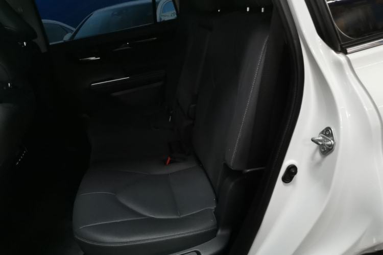 Used Toyota Highlander 2023 2.5L Smart Electric Hybrid Dual-Motor All-Wheel-Drive Luxury 7-Seater Left Rear Seat