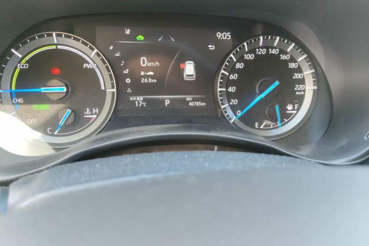 Used Toyota Highlander 2023 2.5L Smart Electric Hybrid Dual-Engine Four-Wheel Drive Prestige Version – 7 Seats Odometer Close Up