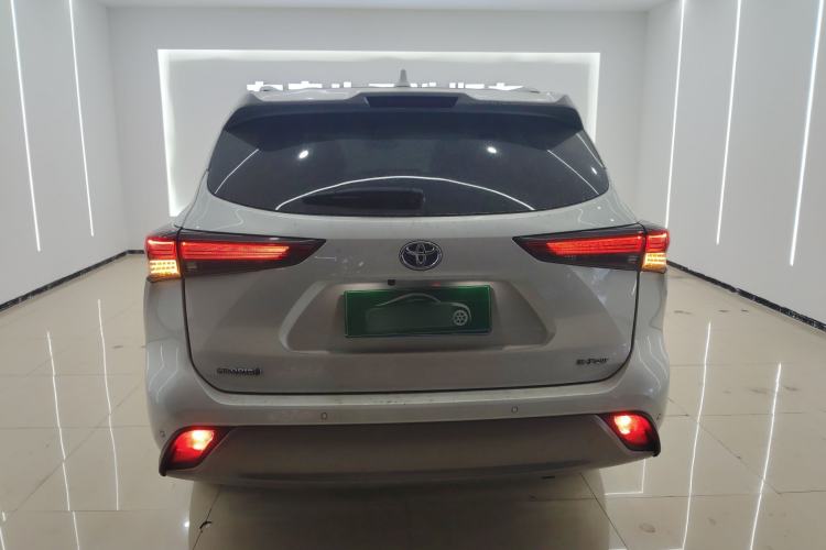 Used Toyota Highlander 2023 2.5L Smart Electric Hybrid Dual-Engine Four-Wheel Drive Prestige Version – 7 Seats Rear