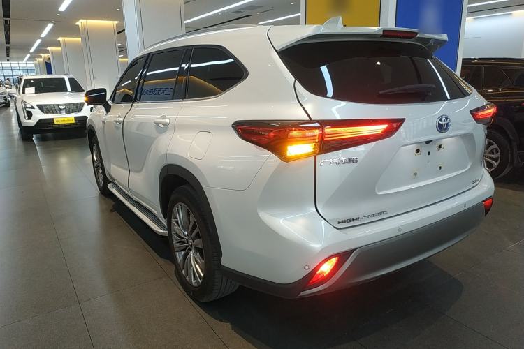 Used Toyota Highlander 2023 2.5L Smart Electric Hybrid Dual-Engine Four-Wheel Drive Prestige Version – 7 Seats Rear Left 45 Deg