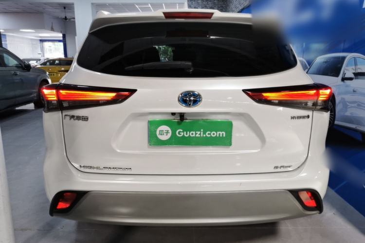 Used Toyota Highlander 2023 2.5L Smart Electric Hybrid Dual-Motor All-Wheel-Drive Luxury 7-Seater Rear