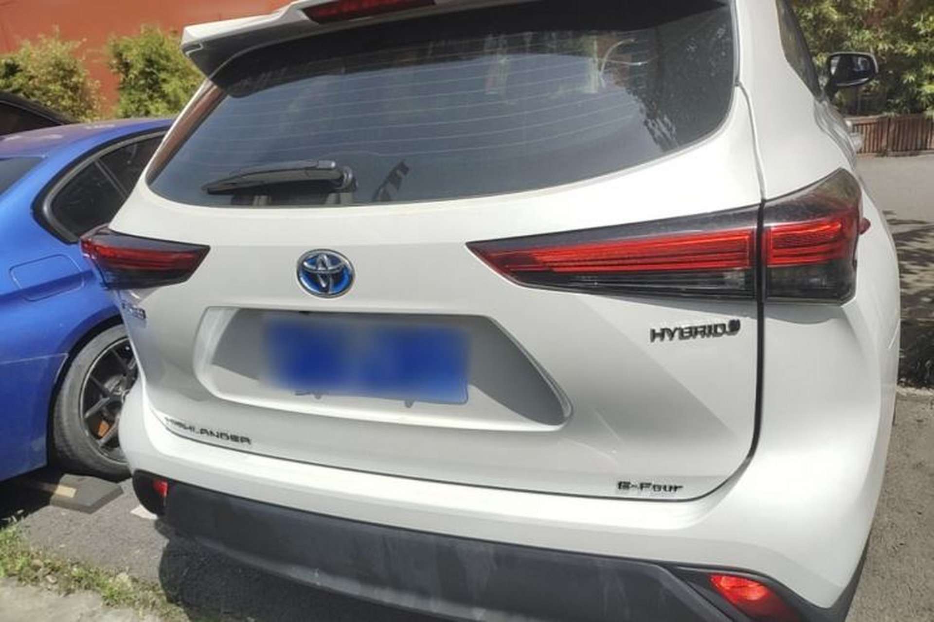 Used Toyota Highlander 2023 2.5L Smart Electric Hybrid Dual-Engine 4x4 Elite Edition 7 Seats Rear