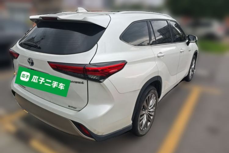 Used Toyota Highlander 2023 2.5L Smart Electric Hybrid Dual-Motor All-Wheel-Drive Luxury 7-Seater Rear Right 45 Deg