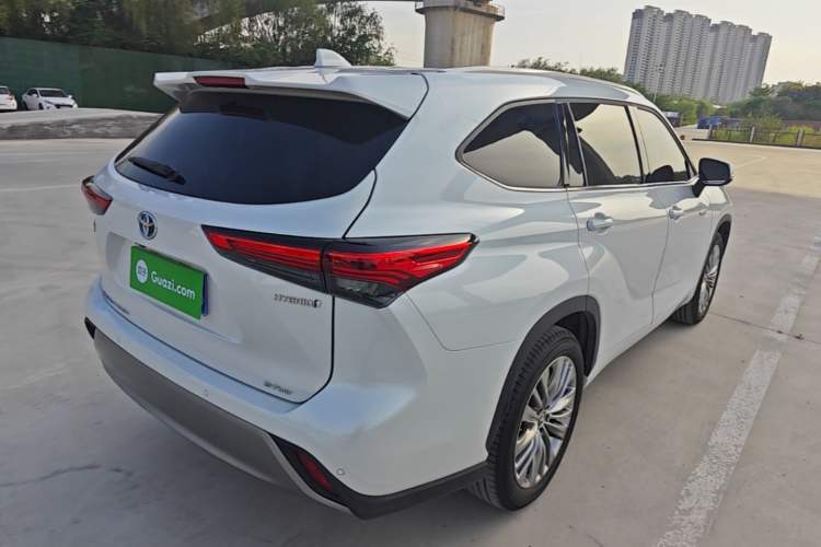 Used Toyota Highlander 2023 2.5L Smart Electric Hybrid Dual-Engine Four-Wheel Drive Prestige Version – 7 Seats Rear Right 45 Deg