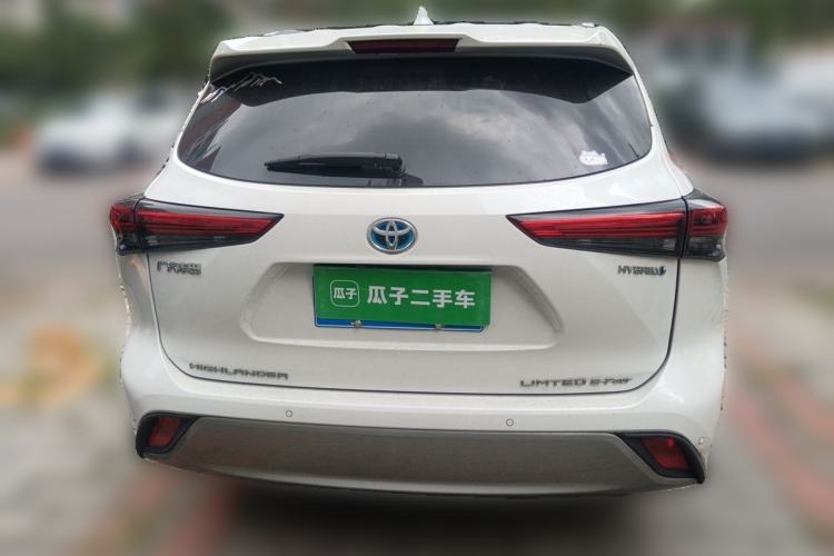 Used Toyota Highlander 2023 2.5L Smart Electric Hybrid Dual-Motor All-Wheel-Drive Supreme Edition – 7 Seats Rear