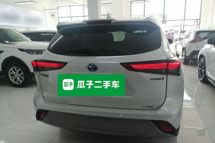 Used Toyota Highlander 2023 2.5L Smart Electric Hybrid Dual-Motor All-Wheel-Drive Luxury 7-Seater Rear