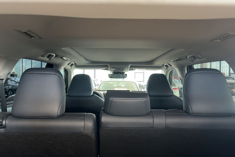 Used Toyota Highlander 2023 2.5L Smart Electric Hybrid Dual-Engine Four-Wheel Drive Prestige Version – 7 Seats Roof