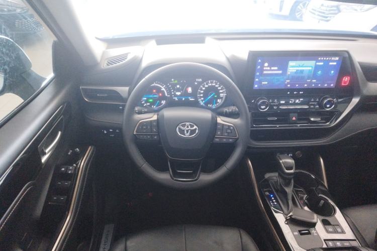 Used Toyota Highlander 2023 2.5L Smart Electric Hybrid Dual-Engine 4x4 Knight Edition 7 Seats Steering Wheel
