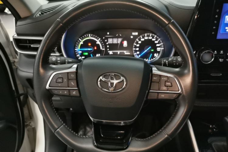 Used Toyota Highlander 2023 2.5L Smart Electric Hybrid Dual-Motor All-Wheel-Drive Luxury 7-Seater Steering Wheel