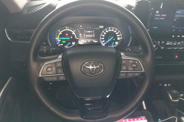 Used Toyota Highlander 2023 2.5L Smart Electric Hybrid Dual-Engine Four-Wheel Drive Prestige Version – 7 Seats Steering Wheel