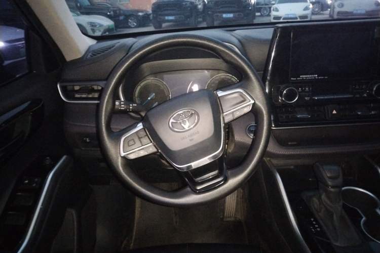 Used Toyota Highlander 2023 2.5L Smart Electric Hybrid Dual-Engine 4x4 Elite Edition 7 Seats Steering Wheel