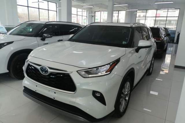 Used Toyota Highlander 2023 2.5L Smart Electric Hybrid Dual-Motor All-Wheel-Drive Luxury 7-Seater