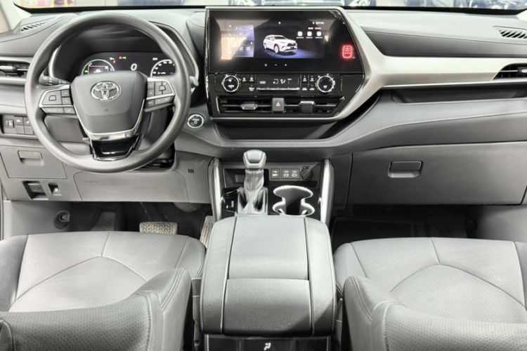 Used Toyota Highlander 2024 2.5L Smart Electric Hybrid Dual-Motor Two-Wheel-Drive Elite Edition 5 Seats Audio And AC Panel