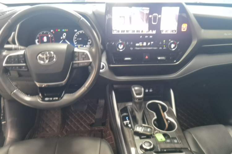 Used Toyota Highlander 2024 380T Four-Wheel Drive Prestige Version 7 Seats Center Console