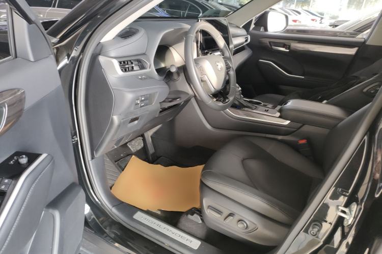 Used Toyota Highlander 2024 2.5L Smart Electric Hybrid Dual-Engine Four-Wheel Drive Prestige Version – 7 Seats Driver Seat