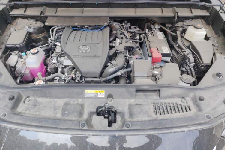 Used Toyota Highlander 2024 380T Four-Wheel Drive Prestige Version 7 Seats Engine Bay