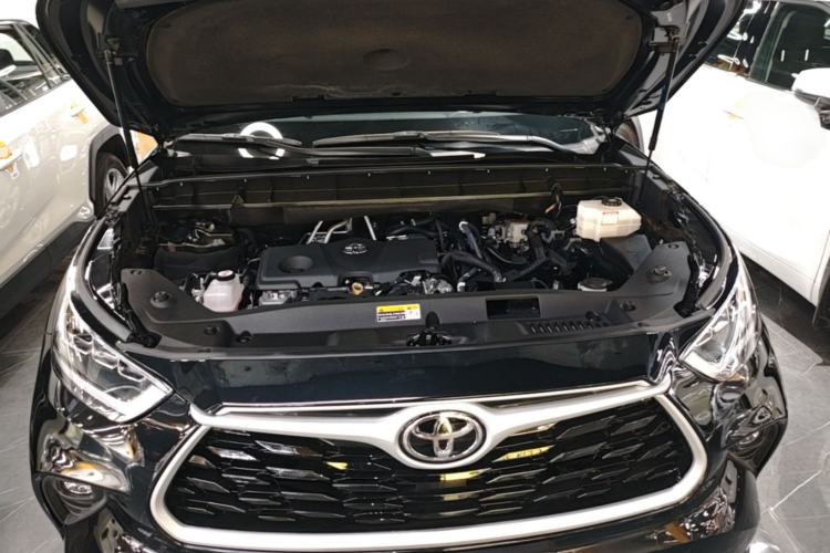 Used Toyota Highlander 2024 2.5L Smart Electric Hybrid Dual-Engine Two-Wheel Drive Elite Version 7 Seats Engine Bay