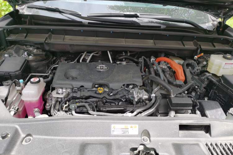 Used Toyota Highlander 2024 2.5L Smart Electric Hybrid Dual-Engine Four-Wheel Drive Prestige Version – 7 Seats Engine Bay