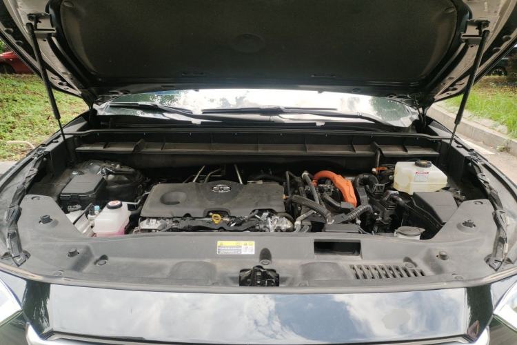 Used Toyota Highlander 2024 2.5L Smart Electric Hybrid Dual-Engine Four-Wheel Drive Prestige Version – 7 Seats Engine Bay