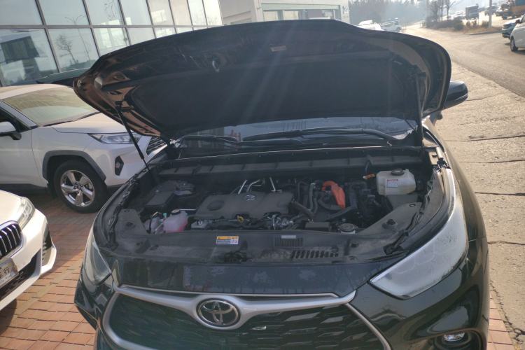 Used Toyota Highlander 2024 2.5L Smart Electric Hybrid Dual-Engine Four-Wheel Drive Prestige Version – 7 Seats Engine Bay