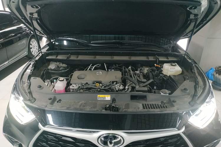 Used Toyota Highlander 2024 2.5L Smart Electric Hybrid Dual-Motor Two-Wheel-Drive Elite Edition 5 Seats Engine Bay