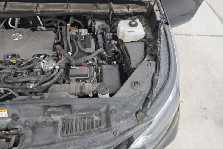 Used Toyota Highlander 2024 2.5L Smart Electric Hybrid Dual-Engine Two-Wheel Drive Elite Version 7 Seats Engine Bay Left