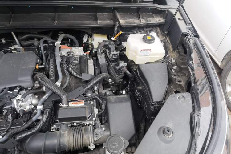 Used Toyota Highlander 2024 2.5L Smart Electric Hybrid Dual-Motor Two-Wheel-Drive Elite Edition 5 Seats Engine Bay Left