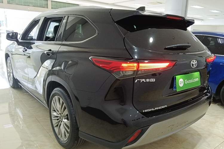 Used Toyota Highlander 2024 2.5L Smart Electric Hybrid Dual-Engine Four-Wheel Drive Prestige Version – 7 Seats Exterior 2