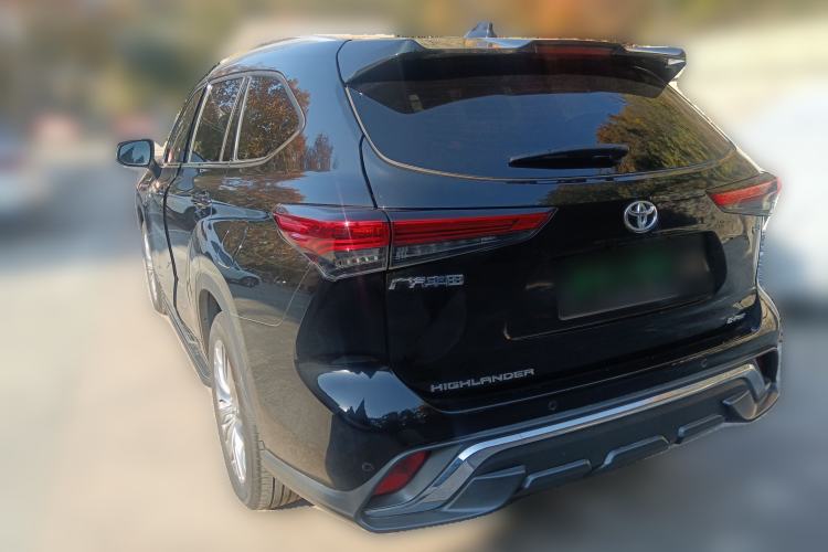 Used Toyota Highlander 2024 2.5L Smart Electric Hybrid Dual-Engine Four-Wheel Drive Prestige Version – 7 Seats Exterior 3