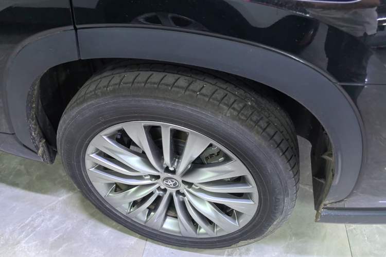 Used Toyota Highlander 2024 2.5L Smart e-Power Dual-Motor All-Wheel-Drive Supreme Edition – 7 Seats Exterior 4