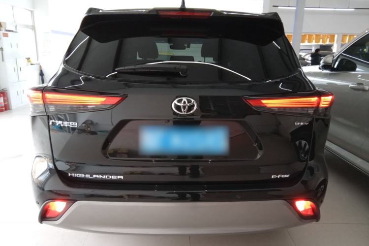 Used Toyota Highlander 2024 2.5L Smart Electric Hybrid Dual-Engine Four-Wheel Drive Prestige Version – 7 Seats Exterior 4