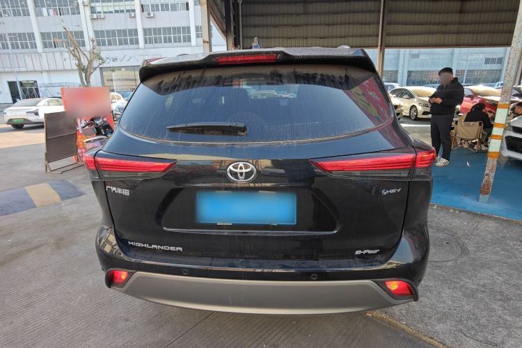 Used Toyota Highlander 2024 2.5L Smart Electric Hybrid Dual-Engine Four-Wheel Drive Prestige Version – 7 Seats Exterior 4