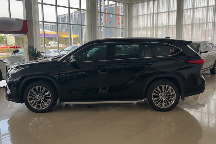 Used Toyota Highlander 2024 2.5L Smart Electric Hybrid Dual-Motor Two-Wheel Drive Luxury Version 7 Seats Exterior 4