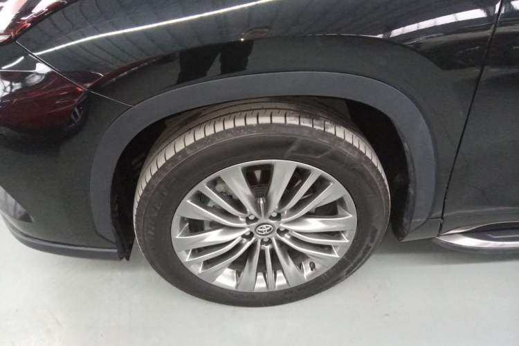 Used Toyota Highlander 2024 2.5L Smart Electric Hybrid Dual-Engine Four-Wheel Drive Prestige Version – 7 Seats Exterior 4