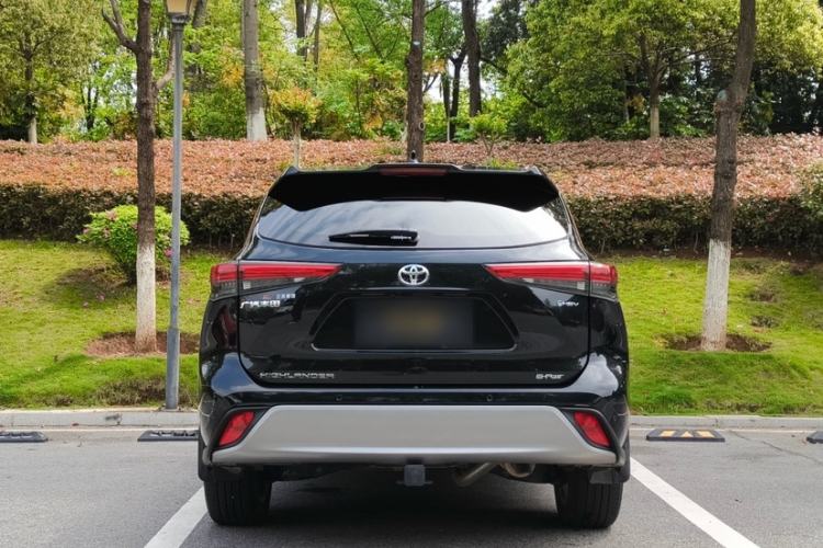 Used Toyota Highlander 2024 2.5L Smart Electric Hybrid Dual-Engine Four-Wheel Drive Prestige Version – 7 Seats Exterior 6