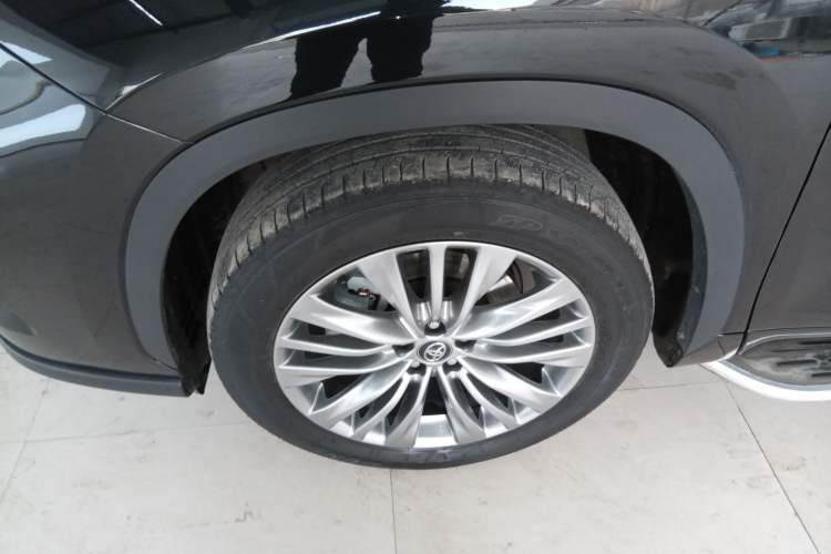 Used Toyota Highlander 2024 2.5L Smart Electric Hybrid Dual-Engine Four-Wheel Drive Prestige Version – 7 Seats Exterior 7