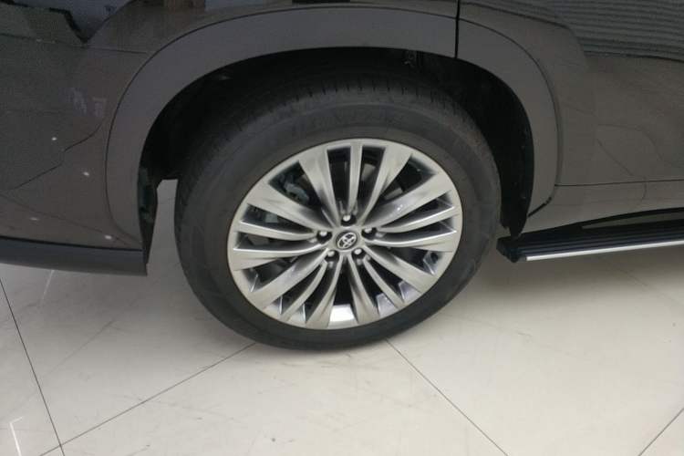 Used Toyota Highlander 2024 2.5L Smart Electric Hybrid Dual-Motor Two-Wheel-Drive Prestige Version 7 Seats Exterior 8