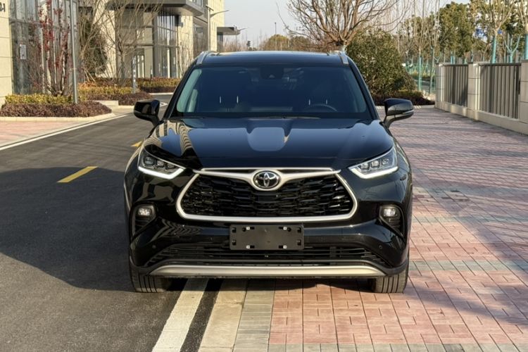 Used Toyota Highlander 2024 2.5L Smart Electric Hybrid Dual-Engine Four-Wheel Drive Prestige Version – 7 Seats Exterior 9