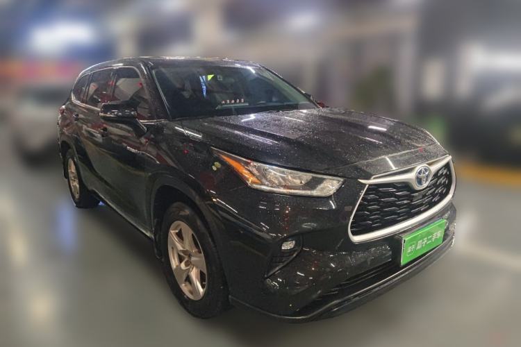 Used Toyota Highlander 2024 2.5L Smart e-Power Dual-Motor All-Wheel-Drive Elite Version – 7 Seats Front Right 45 Deg