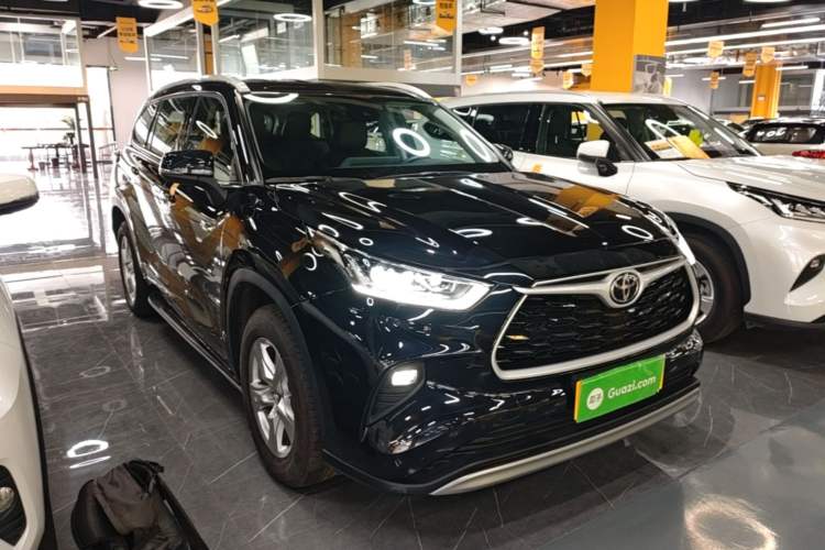 Used Toyota Highlander 2024 2.5L Smart Electric Hybrid Dual-Engine Two-Wheel Drive Elite Version 7 Seats Front Right 45 Deg