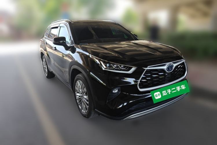 Used Toyota Highlander 2024 2.5L Smart Electric Hybrid Dual-Engine Four-Wheel Drive Prestige Version – 7 Seats Front Right 45 Deg