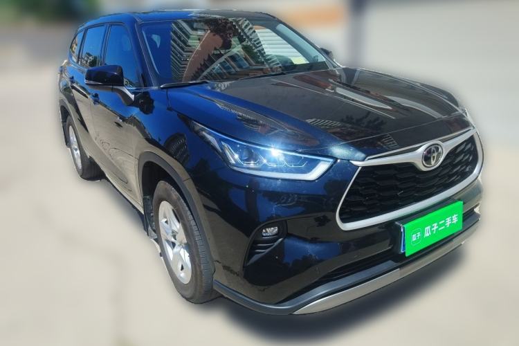 Used Toyota Highlander 2024 2.5L Smart e-Power Dual-Motor All-Wheel-Drive Elite Version – 7 Seats Front Right 45 Deg