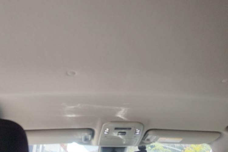 Used Toyota Highlander 2024 2.5L Smart e-Power Dual-Motor All-Wheel-Drive Elite Version – 7 Seats Headliner