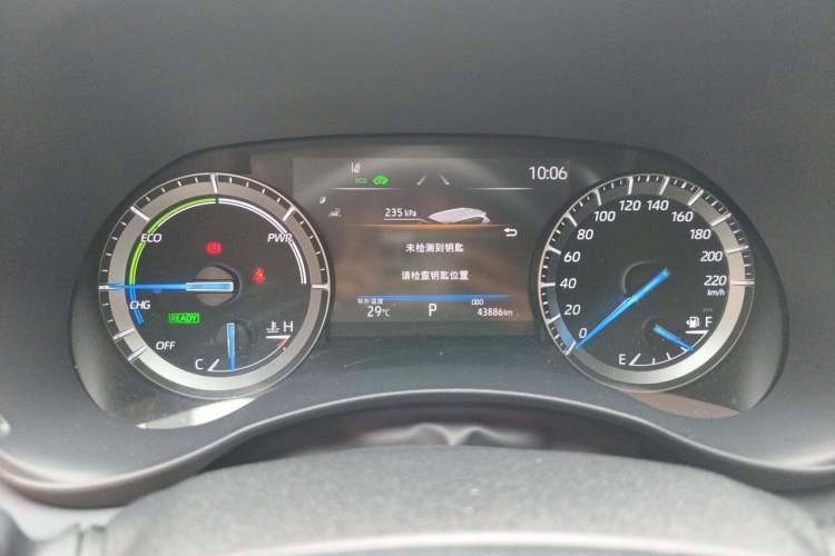 Used Toyota Highlander 2024 2.5L Smart Electric Hybrid Dual-Engine Four-Wheel Drive Prestige Version – 7 Seats Instrument Cluster