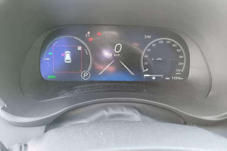 Used Toyota Highlander 2024 2.5L Smart Electric Hybrid Dual-Engine Four-Wheel Drive Prestige Version – 7 Seats Instrument Cluster