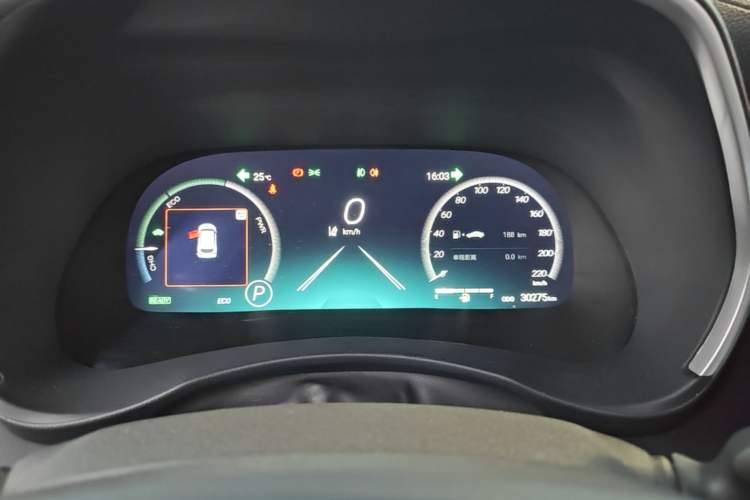 Used Toyota Highlander 2024 2.5L Smart Electric Hybrid Dual-Engine Four-Wheel Drive Prestige Version – 7 Seats Instrument Cluster
