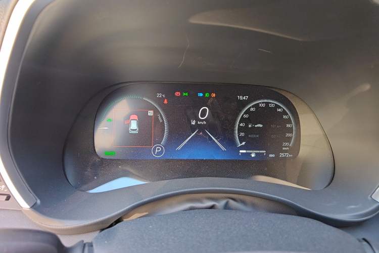 Used Toyota Highlander 2024 2.5L Smart Electric Hybrid Dual-Engine Four-Wheel Drive Prestige Version – 7 Seats Instrument Cluster