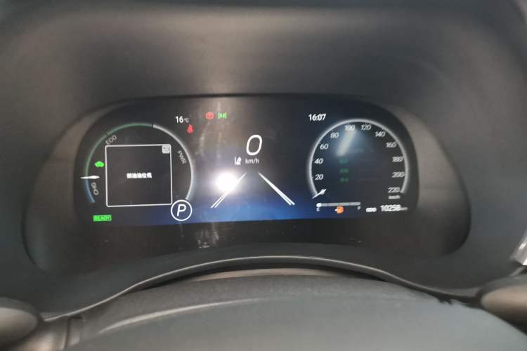 Used Toyota Highlander 2024 2.5L Smart Electric Hybrid Dual-Engine Four-Wheel Drive Prestige Version – 7 Seats Instrument Cluster