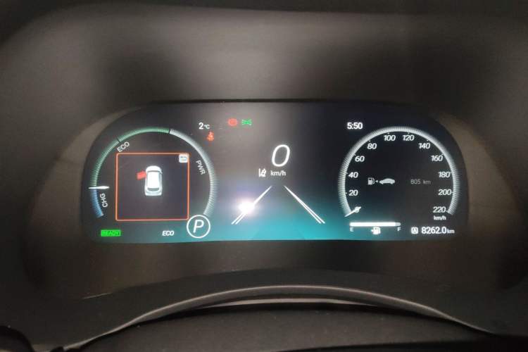 Used Toyota Highlander 2024 2.5L Smart e-Power Dual-Motor All-Wheel-Drive Elite Version – 7 Seats Instrument Cluster